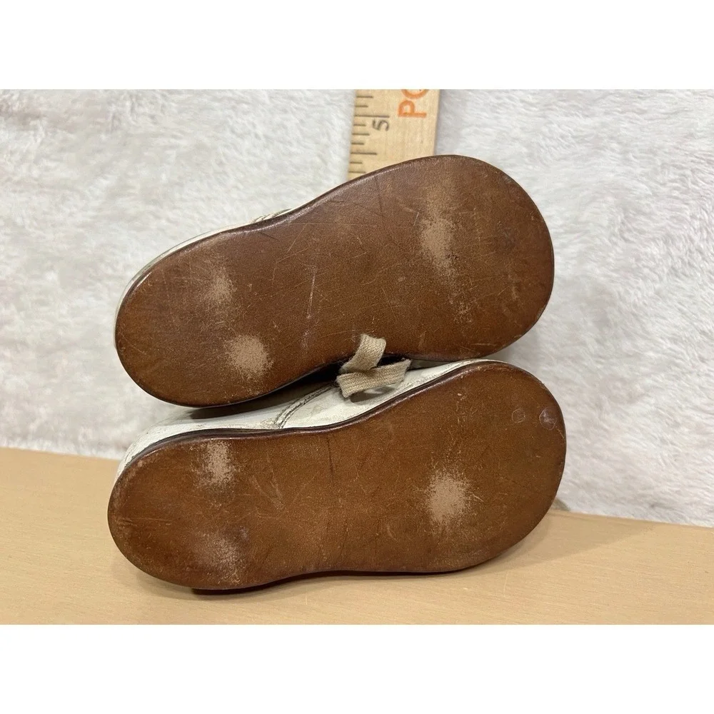 Vintage Stilecraft White Leather Baby Shoes Size 2 Lace-Up Hard Sole